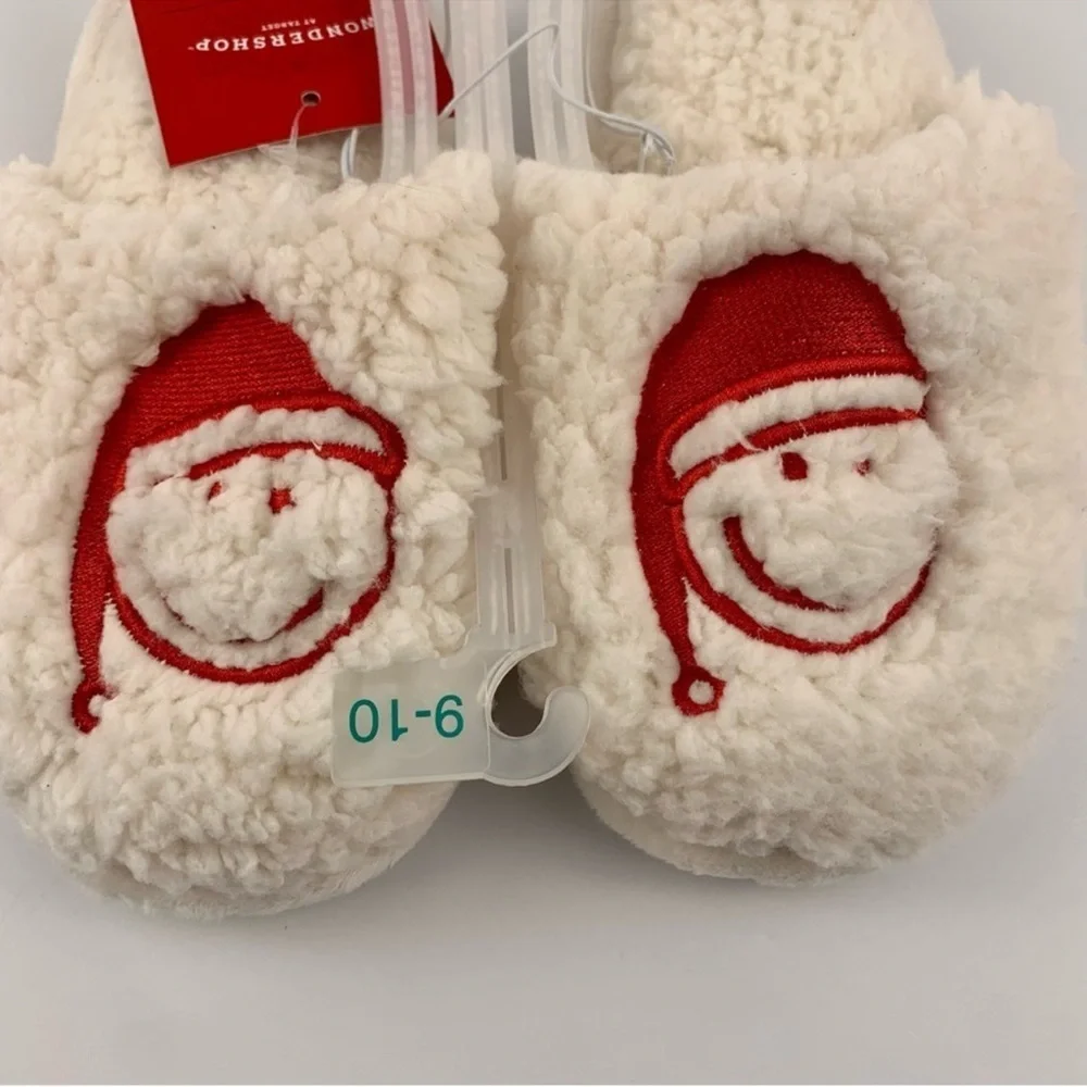 NWT Wondershop Kid’s Santa Smiley Scuff Slippers Size 9-10 Off White
